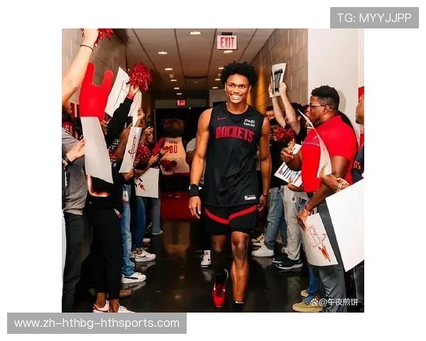 火箭队内部合练现场曝光，新赛季备战全面升级